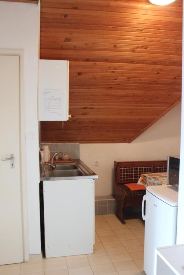 Apartamento Kriszta Apartmanház Balatonlelle Exterior foto