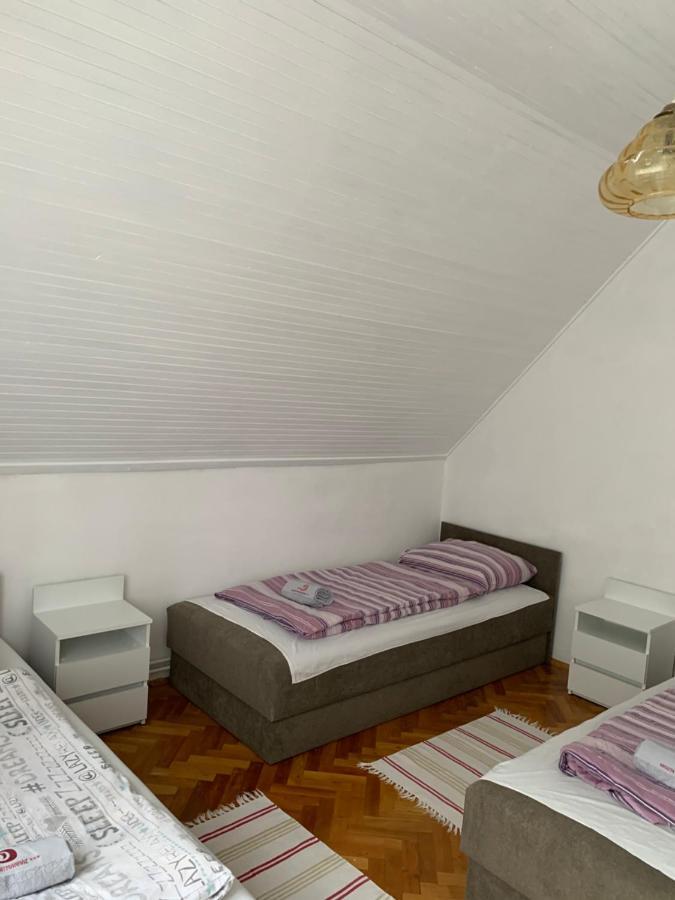 Apartamento Kriszta Apartmanház Balatonlelle Exterior foto